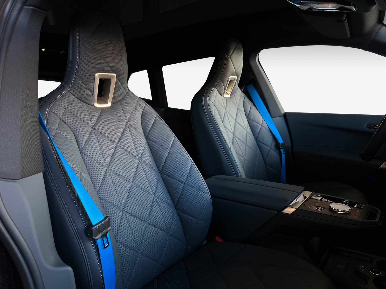 BMW iX xDrive 50   image61