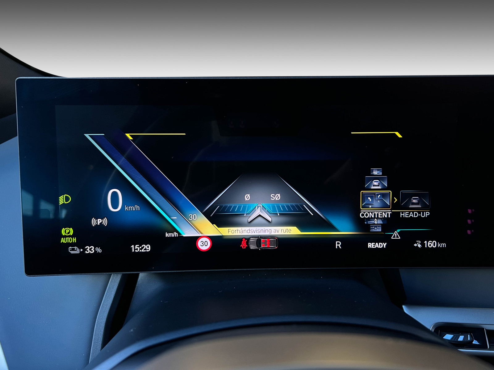 BMW iX xDrive 50   image79