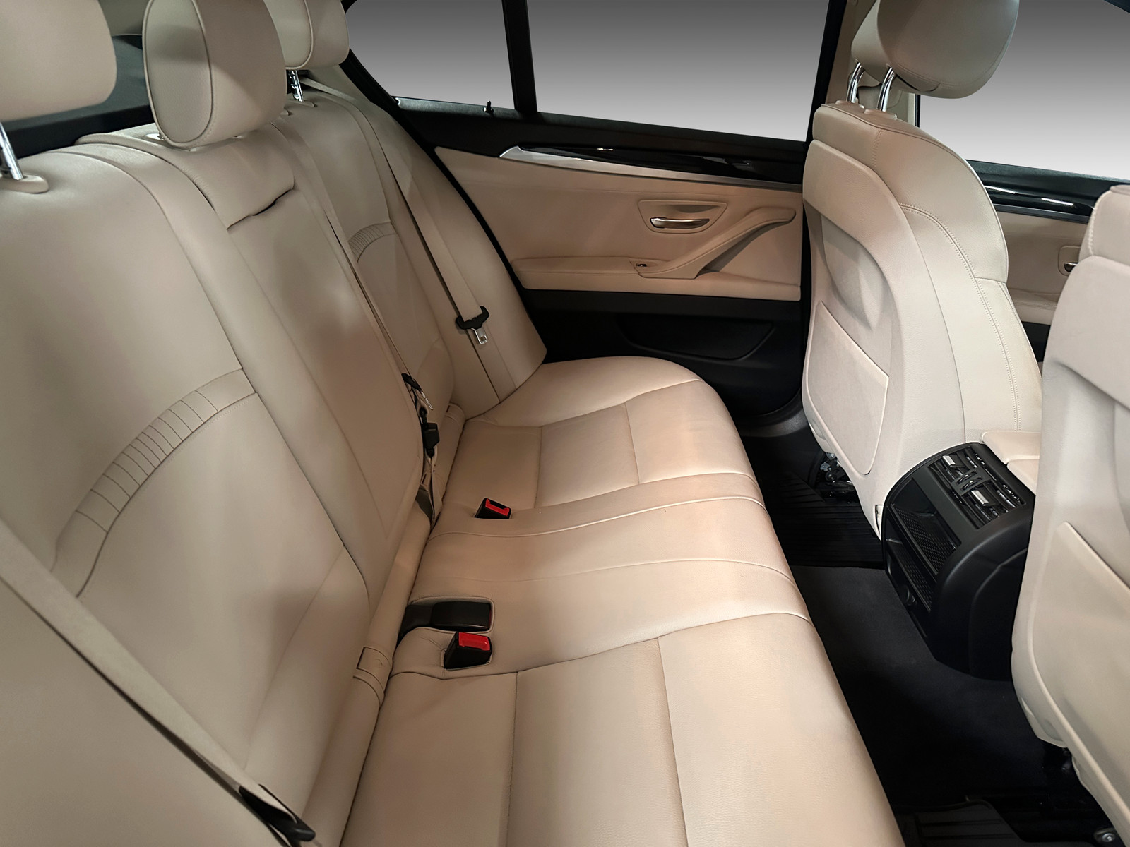 BMW 5-serie   image21