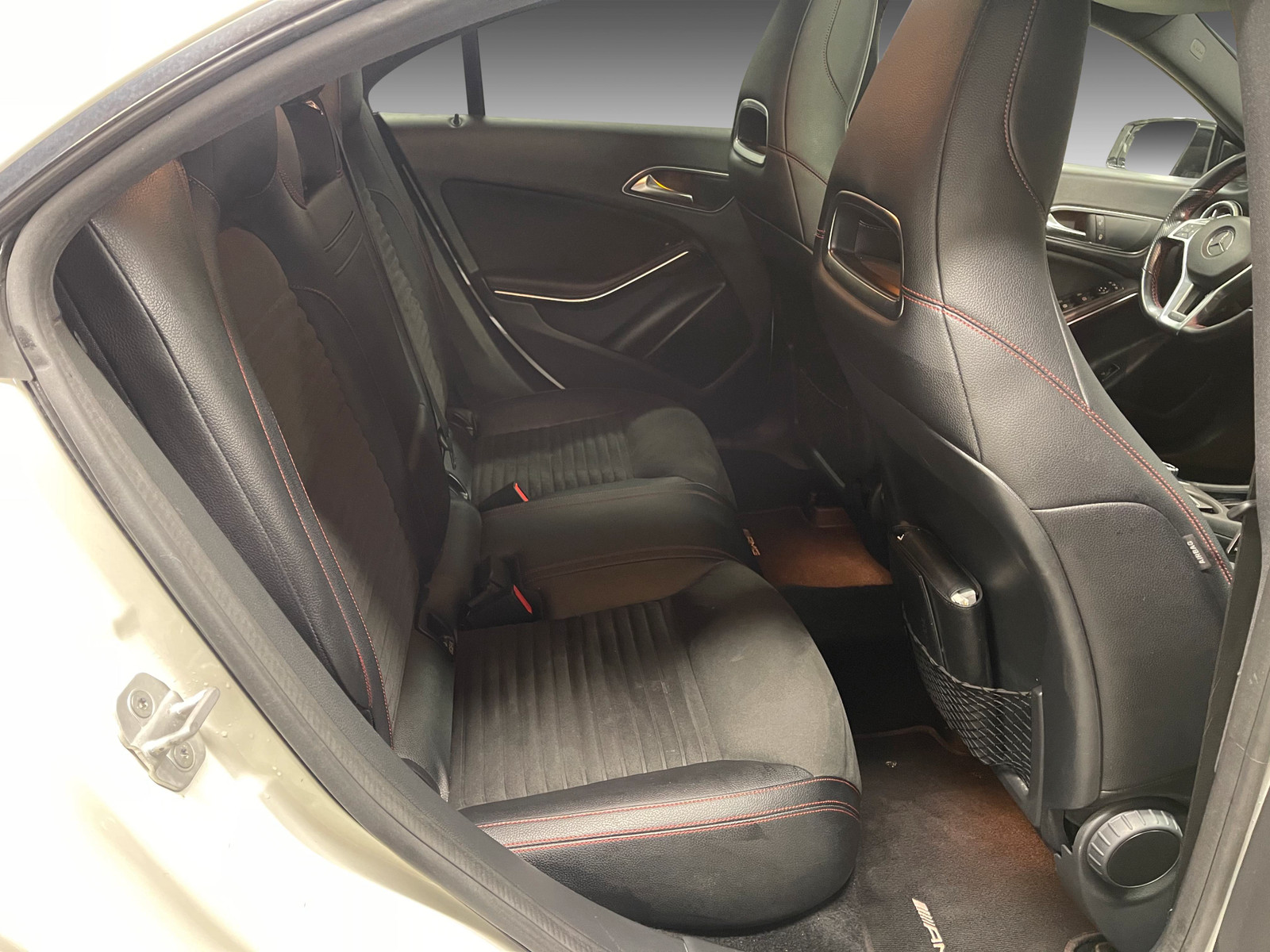 Mercedes-Benz CLA   image22