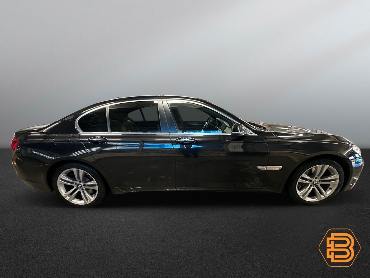 BMW 7-serie  image4