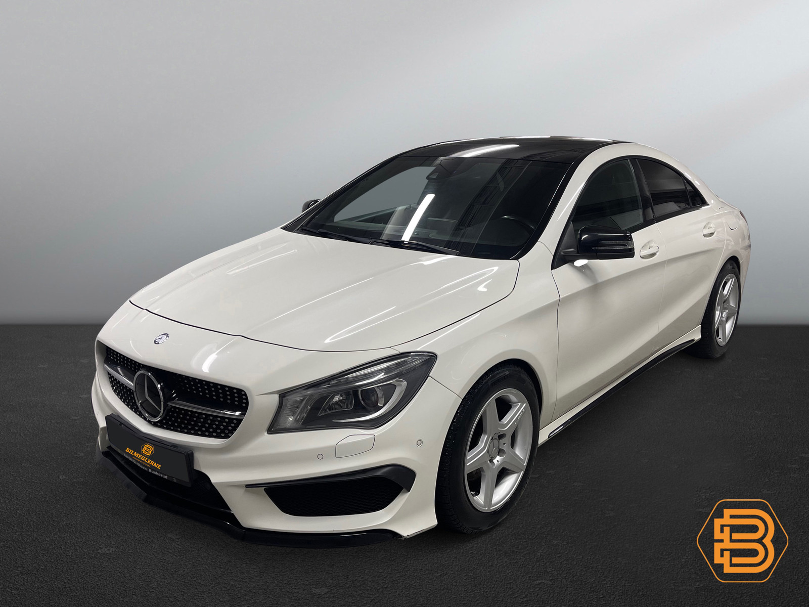 Mercedes-Benz CLA image1