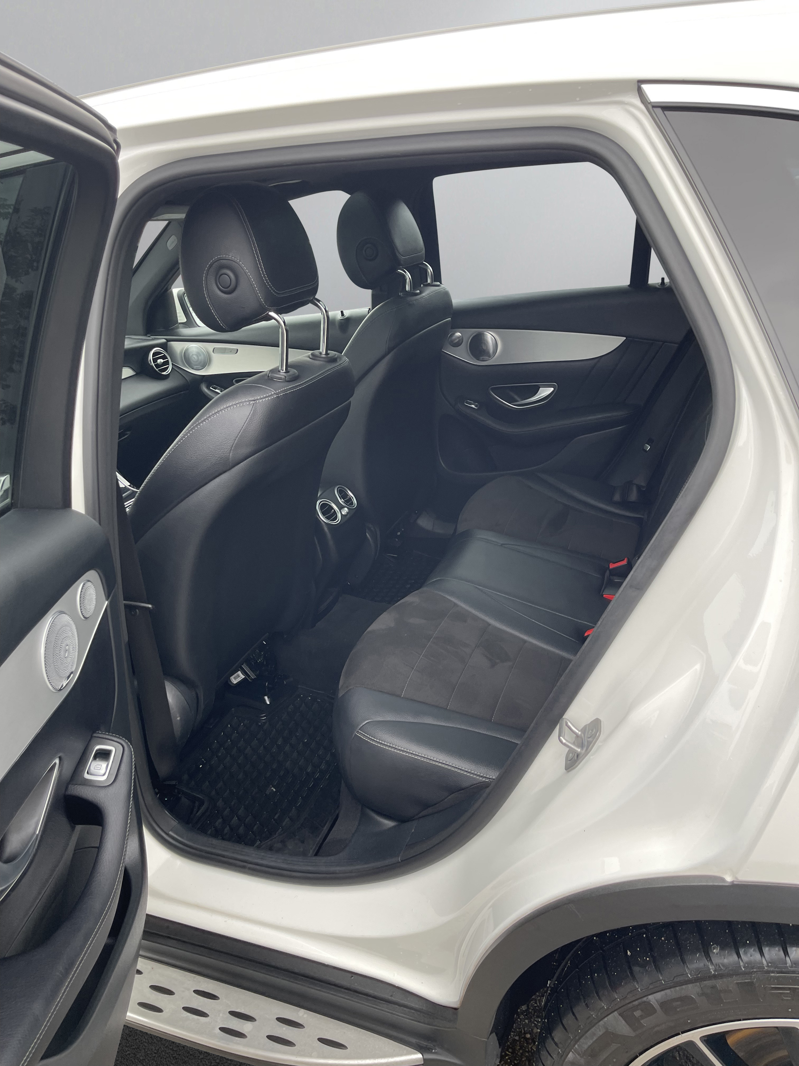 Mercedes-Benz GLC   image10