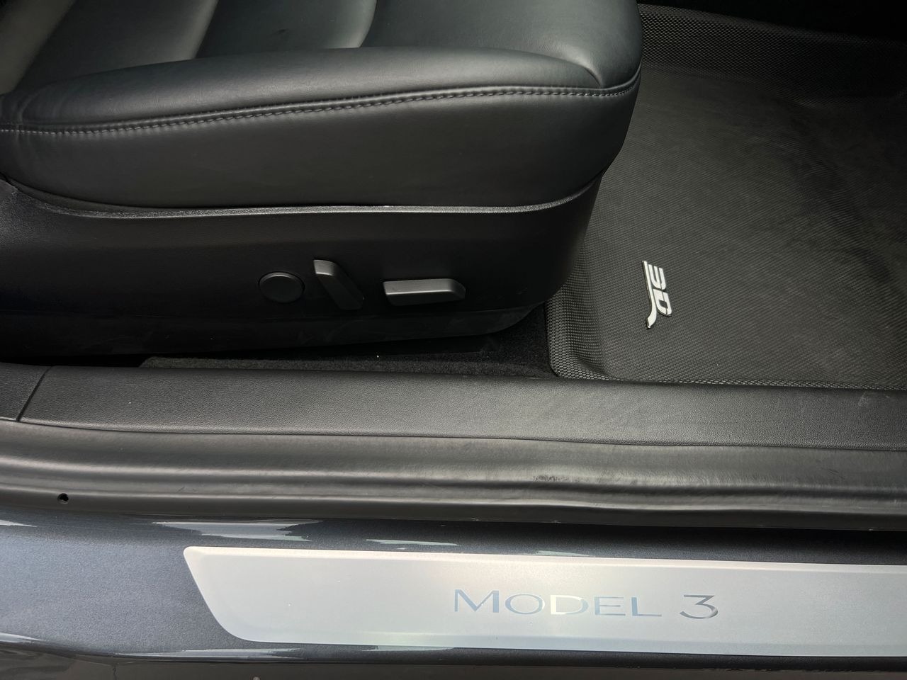Tesla Model 3   image17