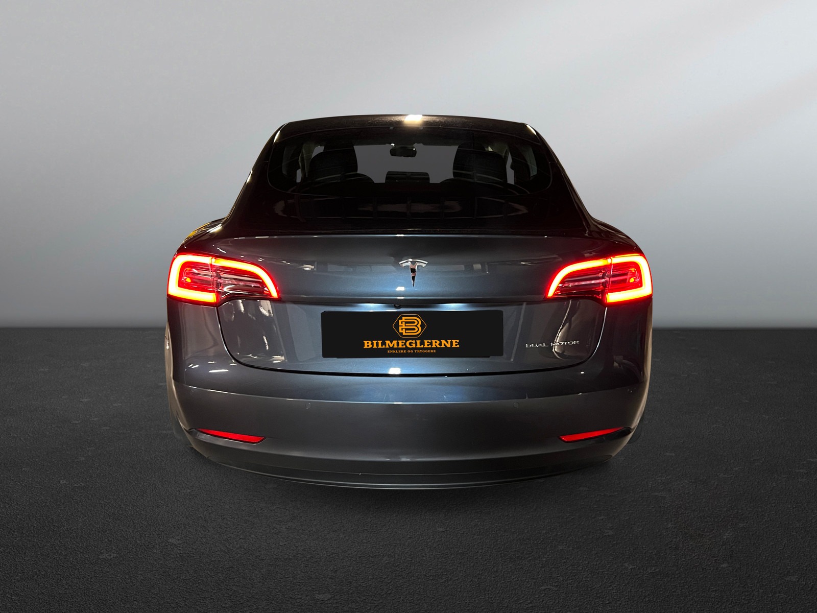 Tesla Model 3   image25